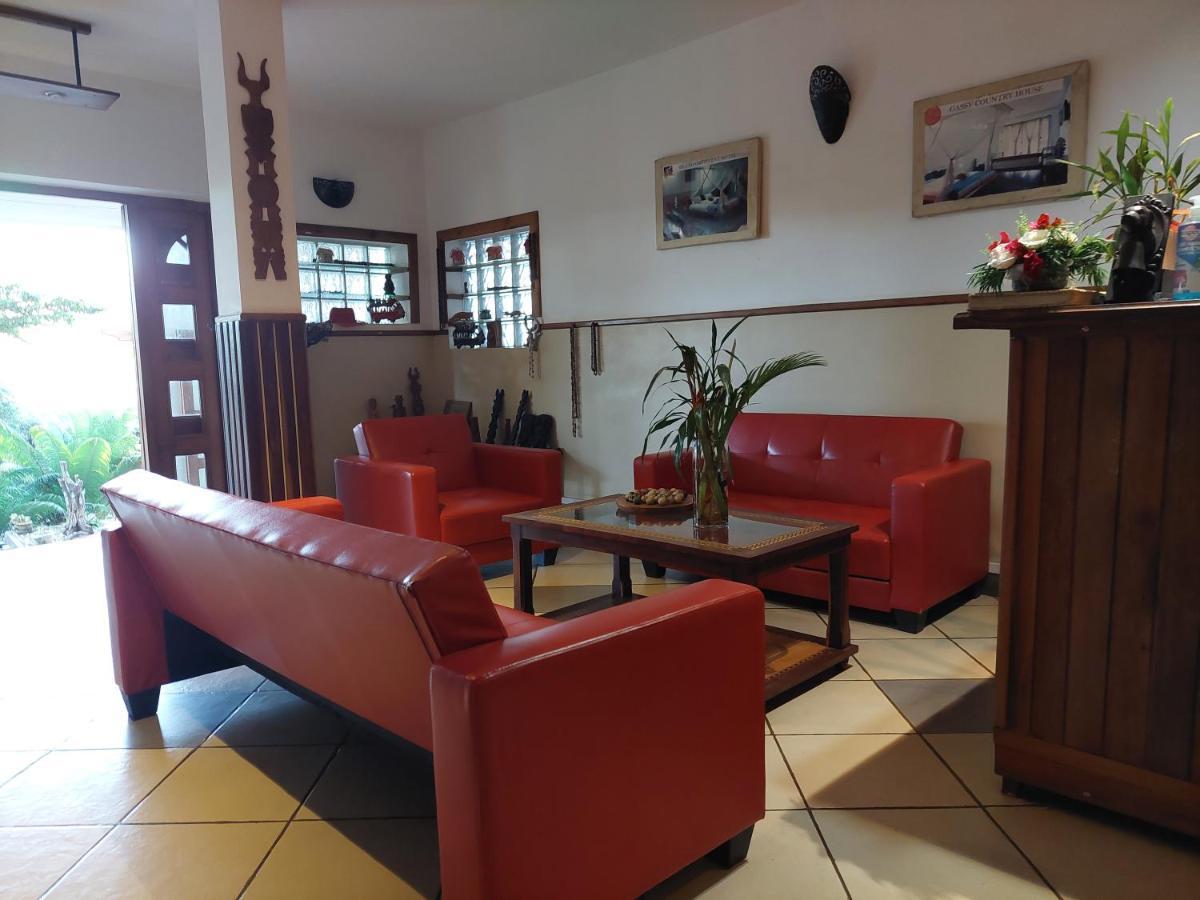 Island Continent Hotel Ивато Экстерьер фото
