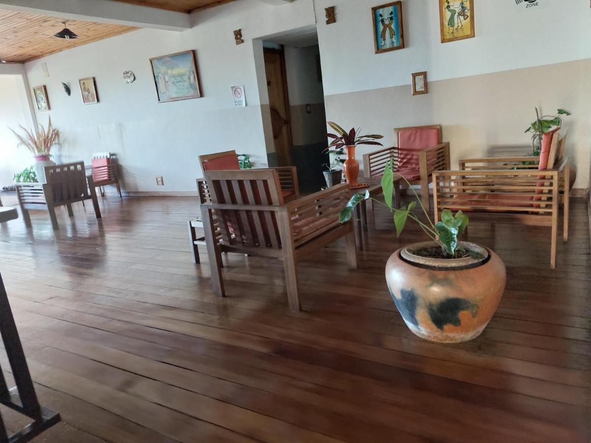Island Continent Hotel Ивато Экстерьер фото